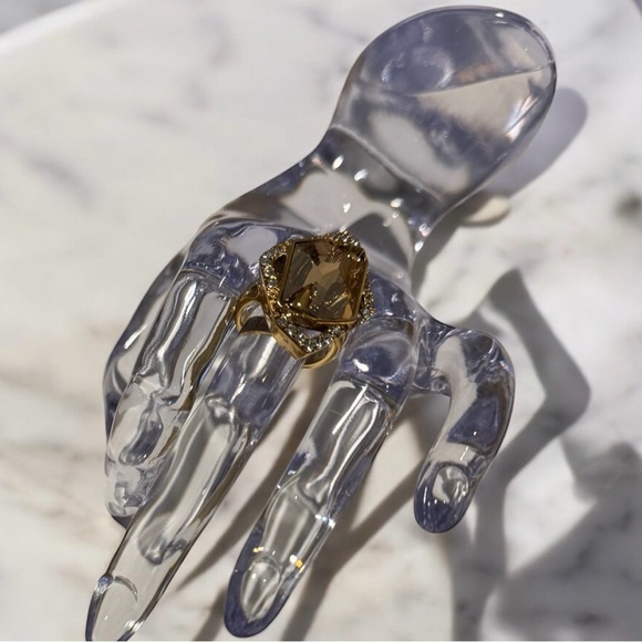 🇨🇦🆕5th Avenue Women’s Amber Ring - Picture 3 of 11